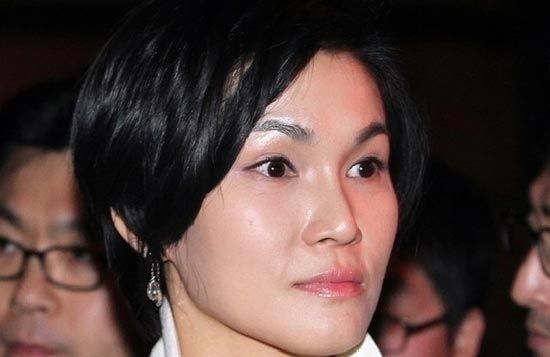 李敘顯(Lee Seo-Hun)，38歲，第一毛織(Cheil Industries)，執(zhí)行副總裁，韓國